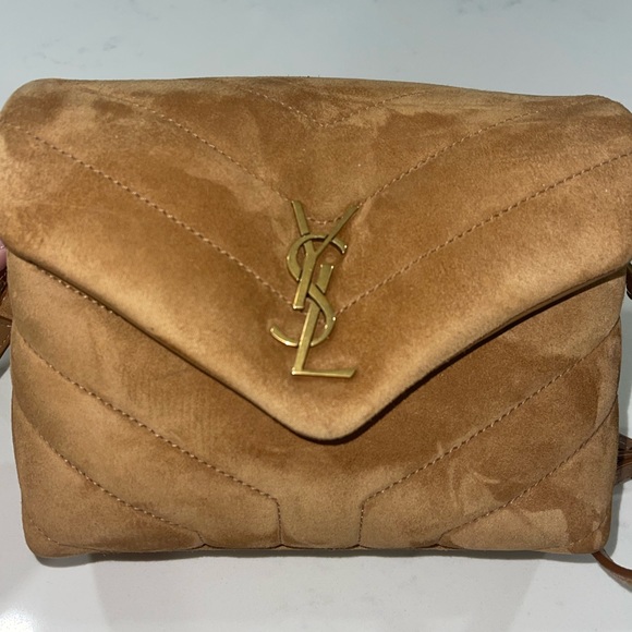 Beautiful YSL Toy Lou Lou in color cinnamon. Beautiful condition. - Picture 15 of 15